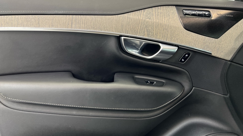 Used Volvo XC90 2022 for sale - 77307476: Photo 40