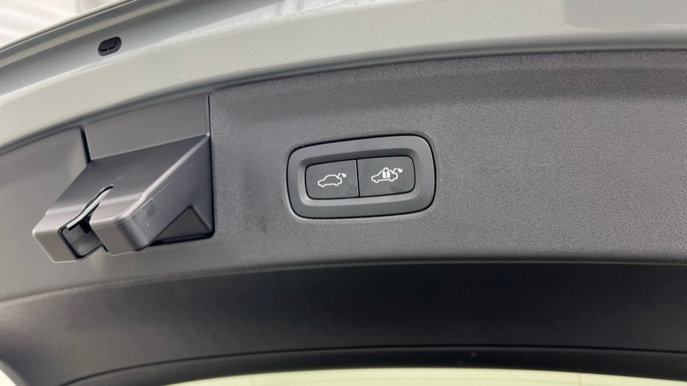 Used Polestar Polestar 2 2025 for sale - 77316025: Photo 30