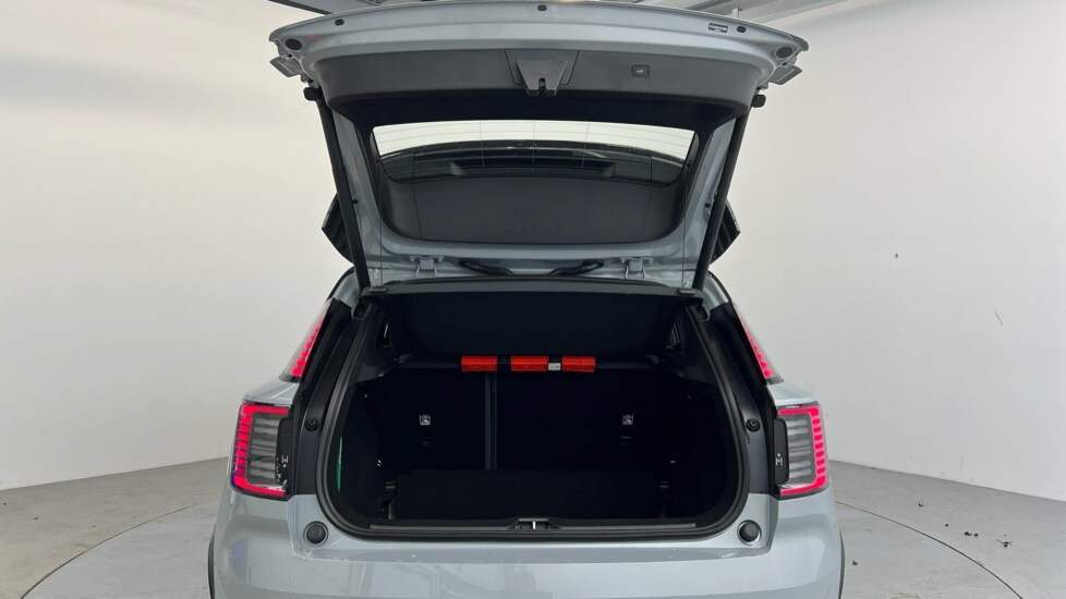 Used Volvo EX30 2025 for sale - 77018283: Photo 13