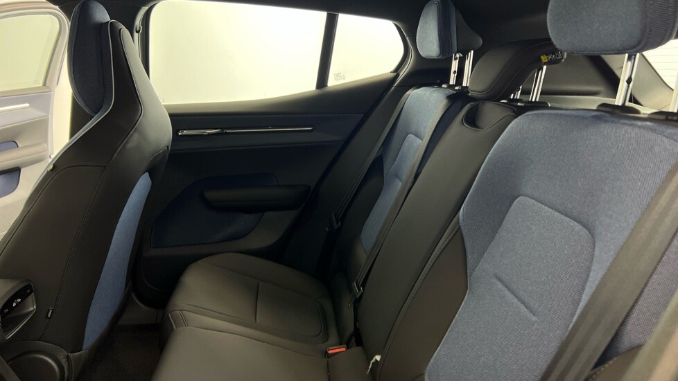 Used Volvo EX30 2025 for sale - 77018283: Photo 33