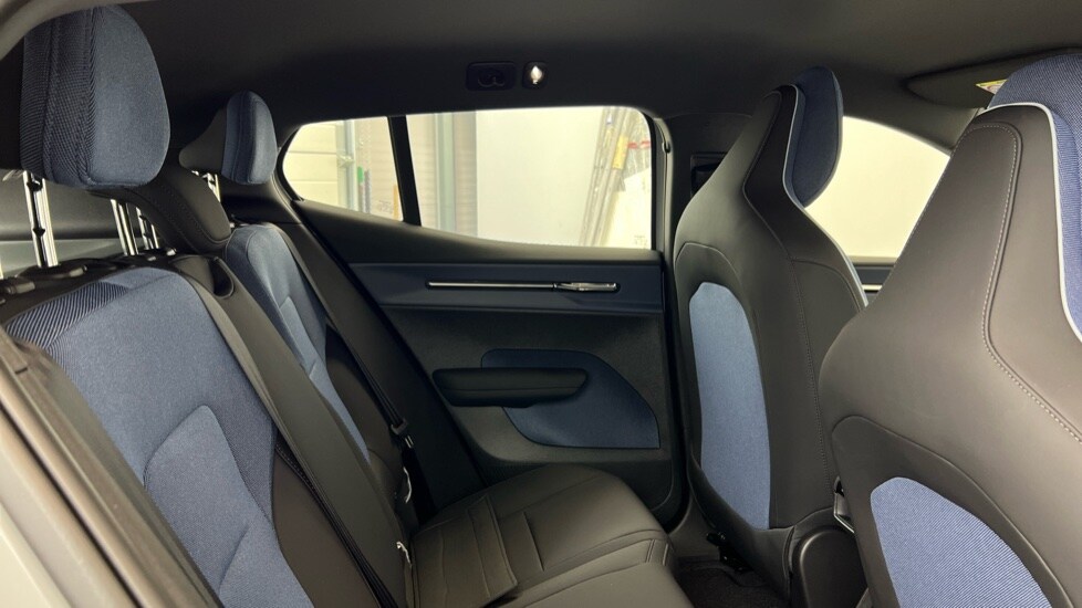 Used Volvo EX30 2025 for sale - 77018283: Photo 6