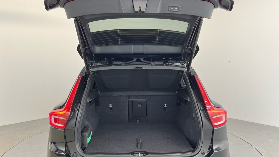 Used Volvo XC40 2025 for sale - 77333071: Photo 13