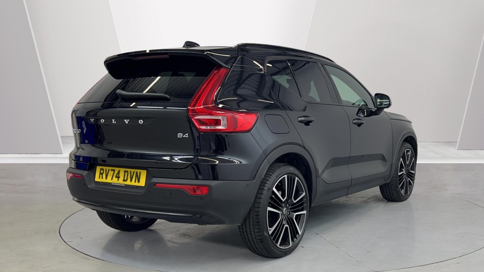 Used Volvo XC40 2025 for sale - 77333071: Photo 2