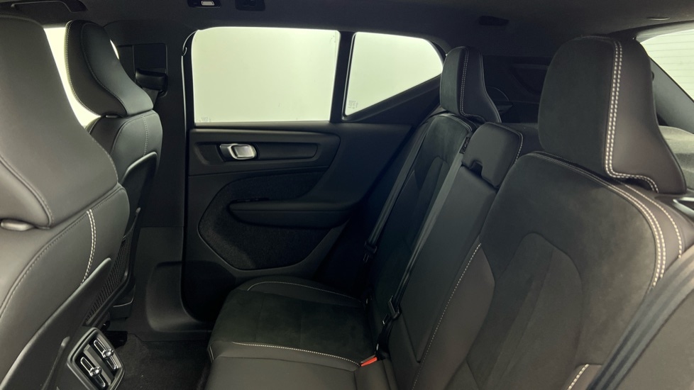 Used Volvo XC40 2025 for sale - 77333071: Photo 33