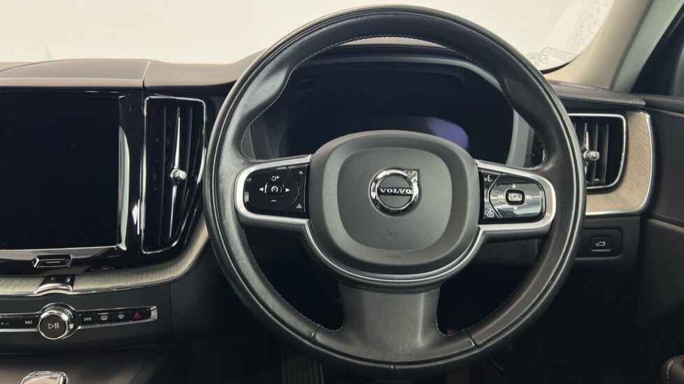 Used Volvo XC60 2021 for sale - 78128957: Photo 10