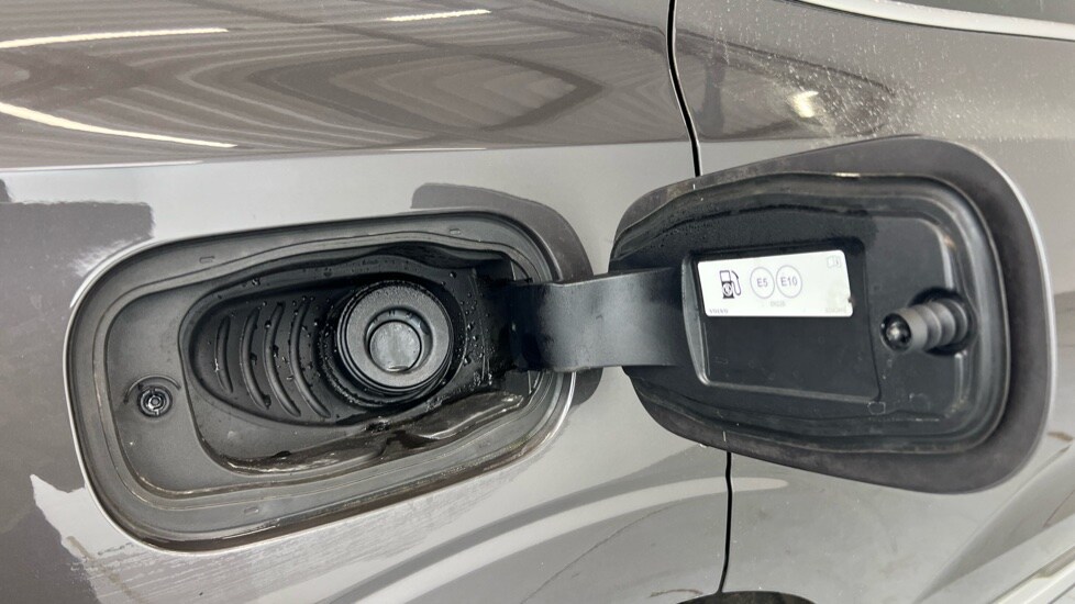 Used Volvo XC60 2021 for sale - 78128957: Photo 16