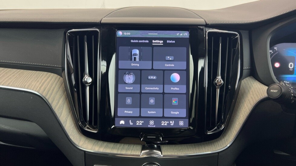 Used Volvo XC60 2021 for sale - 78128957: Photo 17