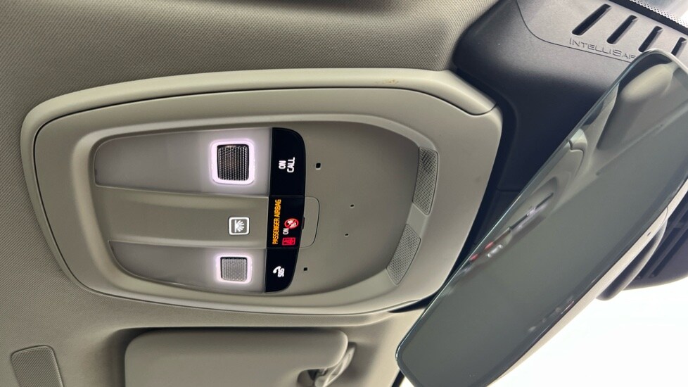 Used Volvo XC60 2021 for sale - 78128957: Photo 28