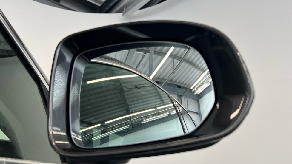 Used Volvo XC60 2021 for sale - 78128957: Photo 32