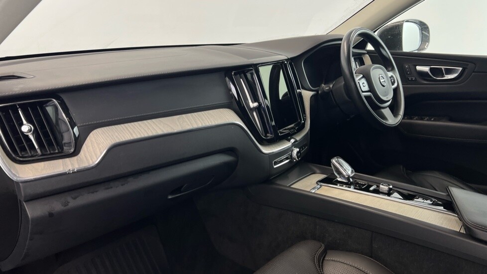 Used Volvo XC60 2021 for sale - 78128957: Photo 36
