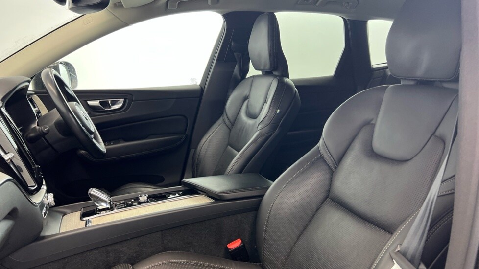 Used Volvo XC60 2021 for sale - 78128957: Photo 38