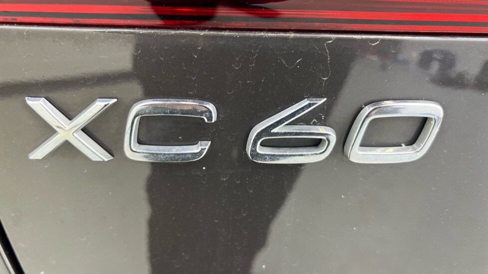 Used Volvo XC60 2021 for sale - 78128957: Photo 50