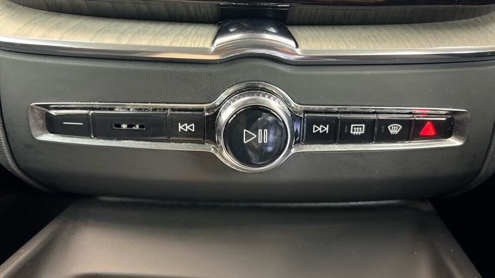 Used Volvo XC60 2021 for sale - 78128957: Photo 67