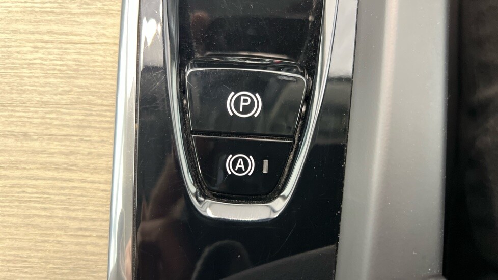 Used Volvo XC60 2021 for sale - 78128957: Photo 68