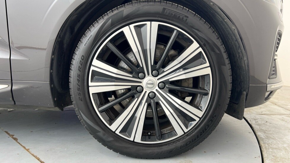 Used Volvo XC60 2021 for sale - 78128957: Photo 9