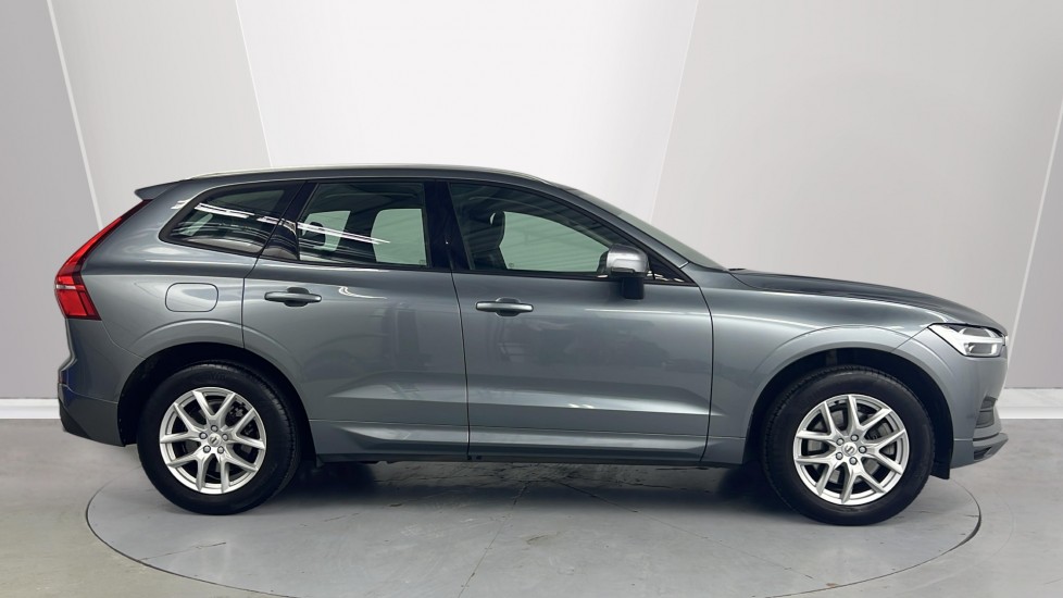 Used Volvo XC60 2018 for sale - 78215926: Photo 3