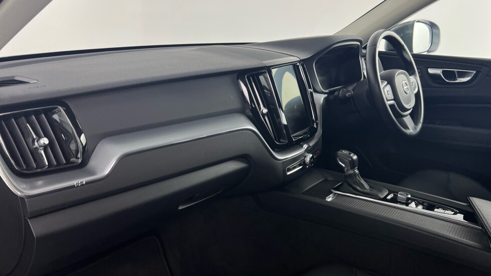 Used Volvo XC60 2018 for sale - 78215926: Photo 36