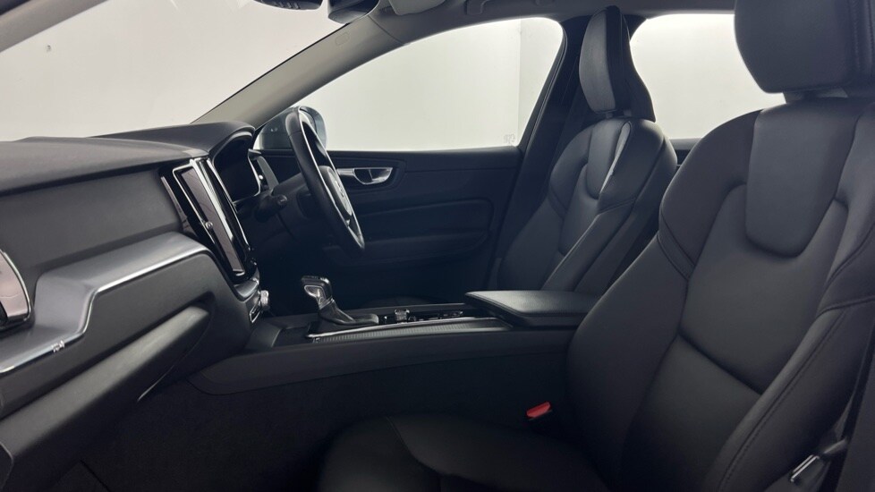 Used Volvo XC60 2018 for sale - 78215926: Photo 38