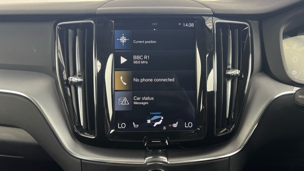 Used Volvo XC60 2018 for sale - 78215926: Photo 68