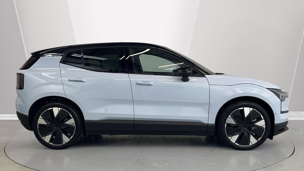 Used Volvo EX30 2025 for sale - 76018153: Photo 3