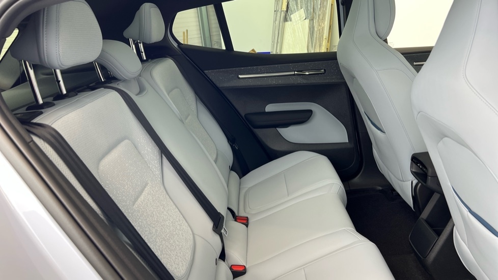 Used Volvo EX30 2025 for sale - 76018153: Photo 6