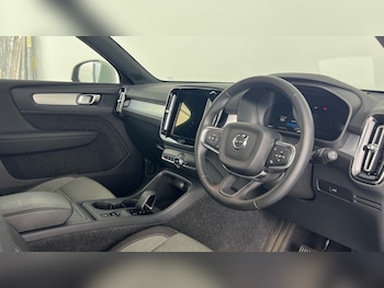Used Volvo XC40 2024 for sale - 79044855: Photo