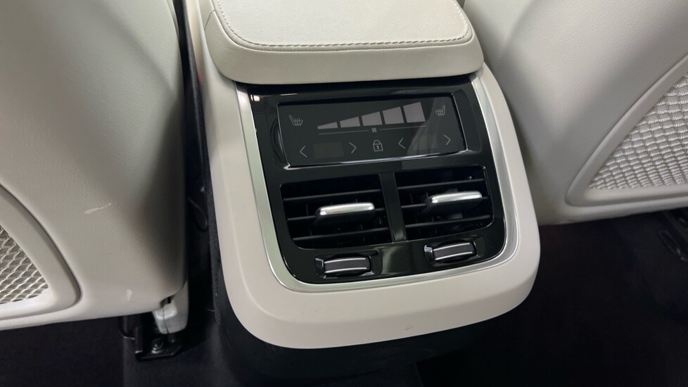 Used Volvo XC90 2024 for sale - 76602845: Photo 15