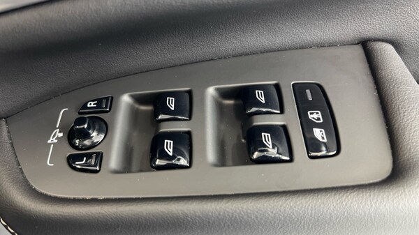Used Volvo XC90 2024 for sale - 76229253: Photo 24