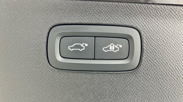 Used Volvo XC90 2024 for sale - 76229253: Photo 35
