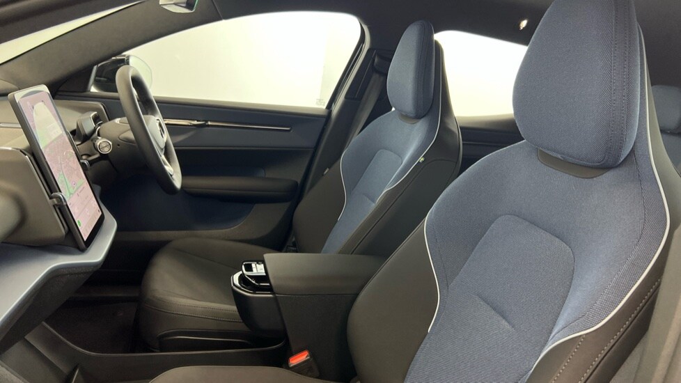 Used Volvo EX30 2025 for sale - 77560580: Photo 37