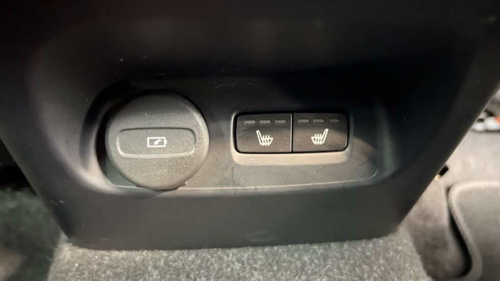 Used Volvo XC40 2021 for sale - 76664474: Photo 15