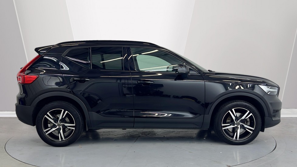 Used Volvo XC40 2021 for sale - 76664474: Photo 3