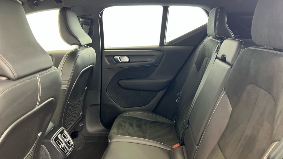 Used Volvo XC40 2021 for sale - 76664474: Photo 33