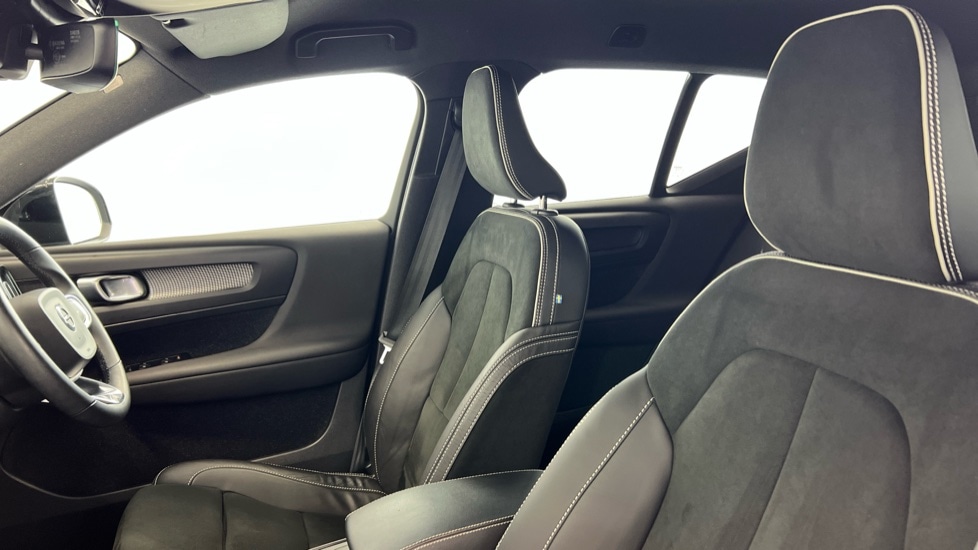 Used Volvo XC40 2021 for sale - 76664474: Photo 38