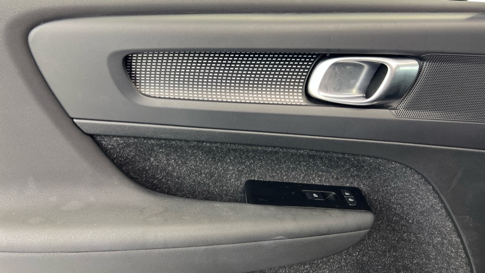 Used Volvo XC40 2021 for sale - 76664474: Photo 42