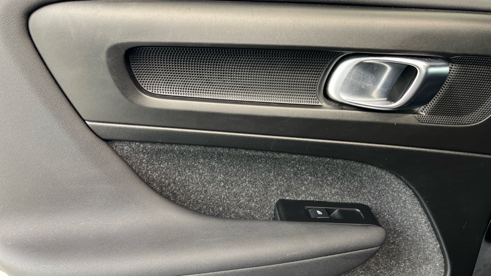 Used Volvo XC40 2021 for sale - 76664474: Photo 44