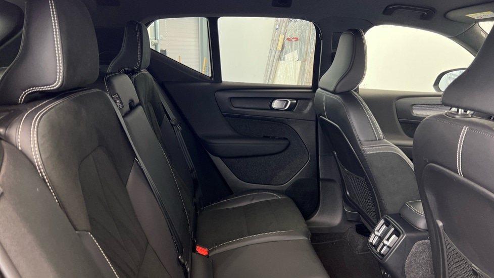 Used Volvo XC40 2021 for sale - 76664474: Photo 6