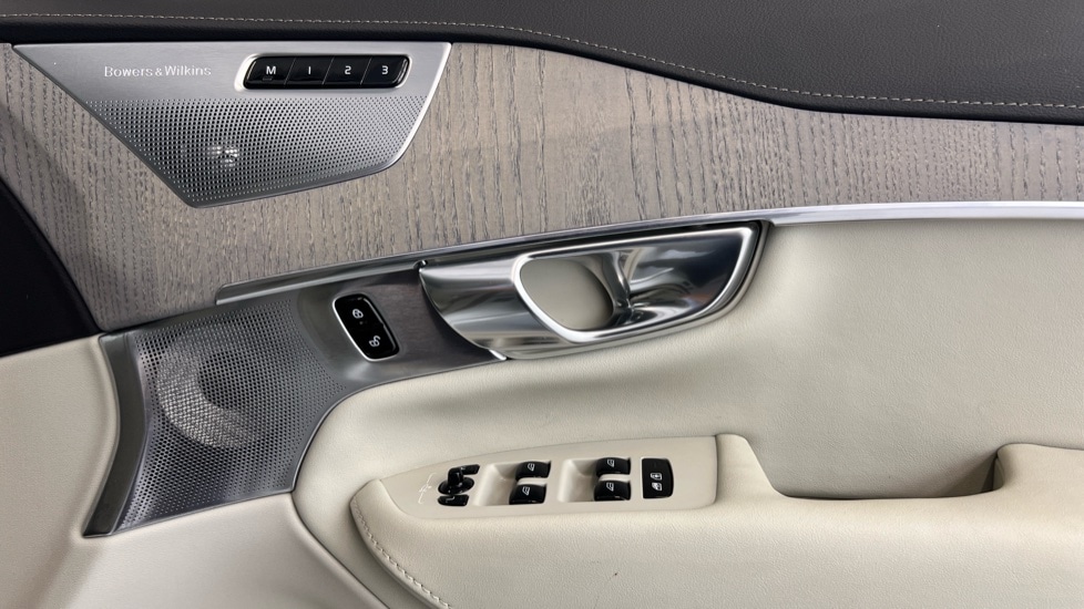 Used Volvo XC90 2024 for sale - 77021906: Photo 29