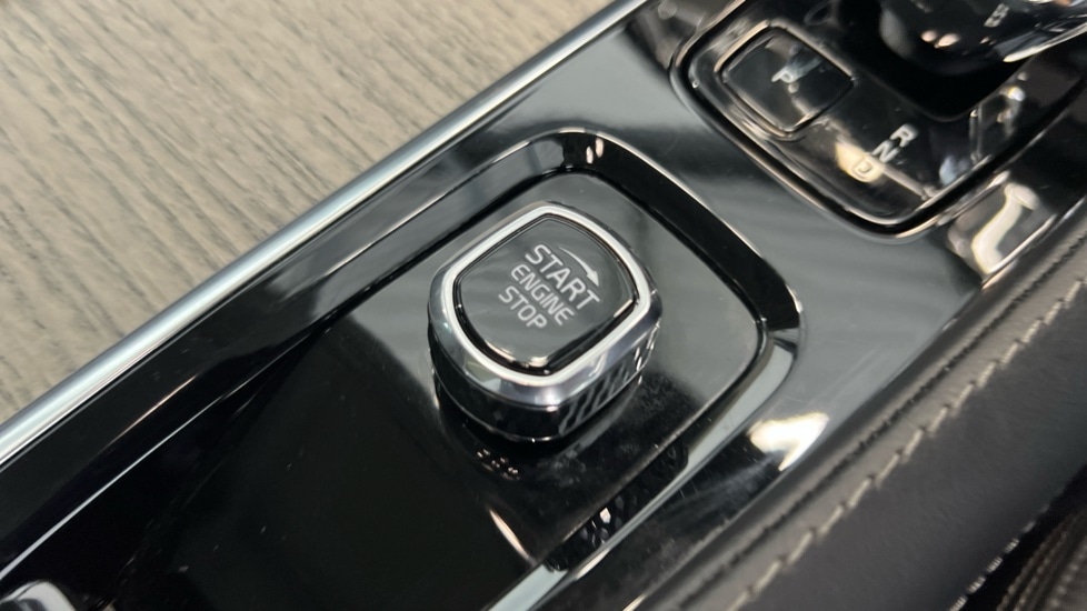 Used Volvo XC90 2023 for sale - 76055774: Photo 27