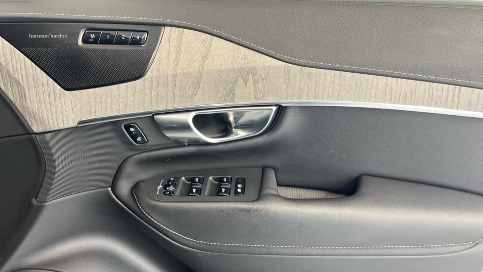 Used Volvo XC90 2023 for sale - 76055774: Photo 29