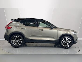 Used Volvo XC40 2021 for sale - 75472804: Photo