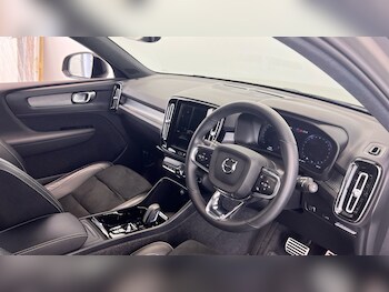Used Volvo XC40 2021 for sale - 75472804: Photo