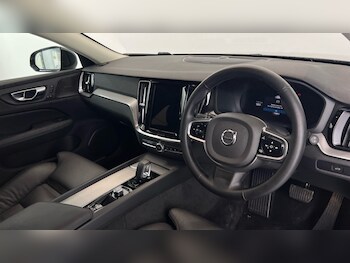 Used Volvo V60 2025 for sale - 77281136: Photo