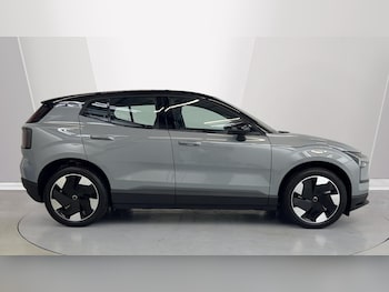 Used Volvo EX30 2025 for sale - 76018262: Photo 3