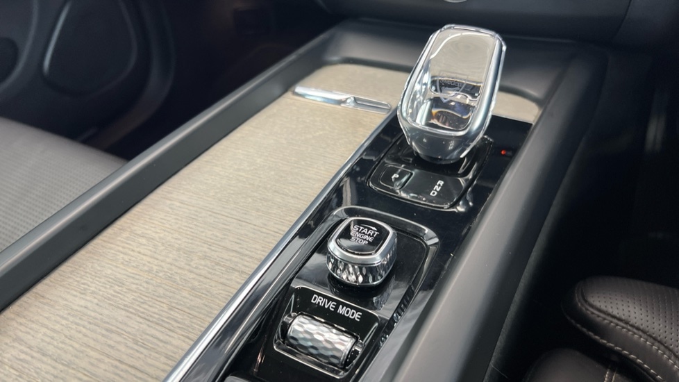 Used Volvo XC60 2021 for sale - 78027869: Photo 25