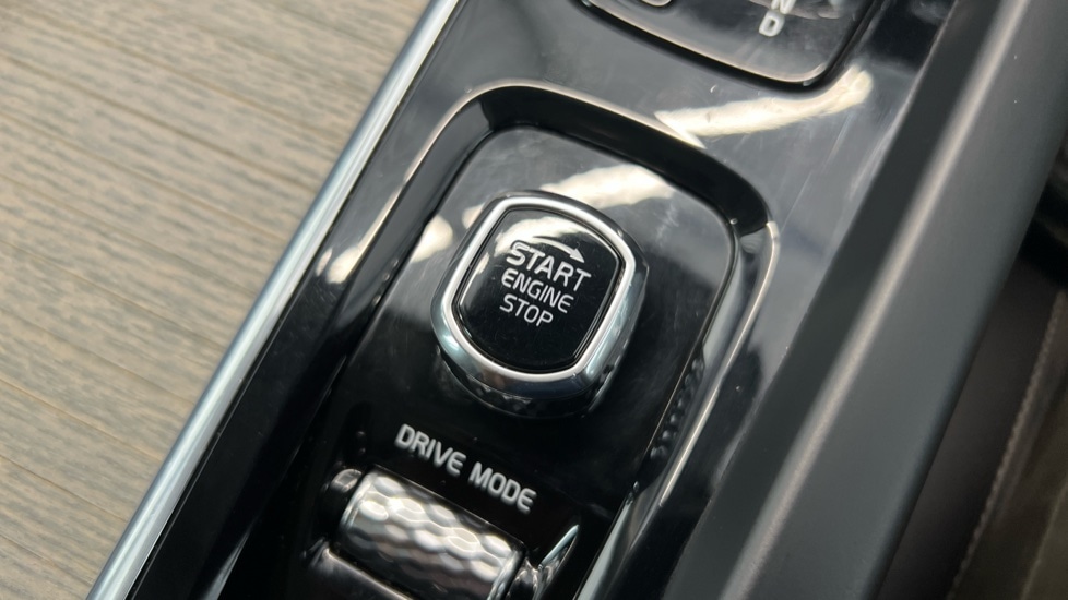 Used Volvo XC60 2021 for sale - 78027869: Photo 27