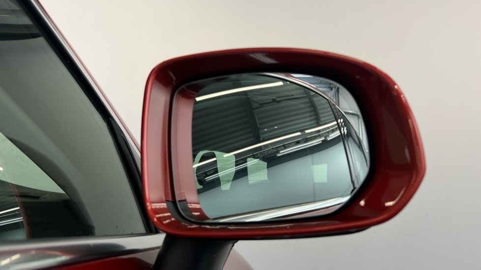 Used Volvo XC60 2021 for sale - 78027869: Photo 32