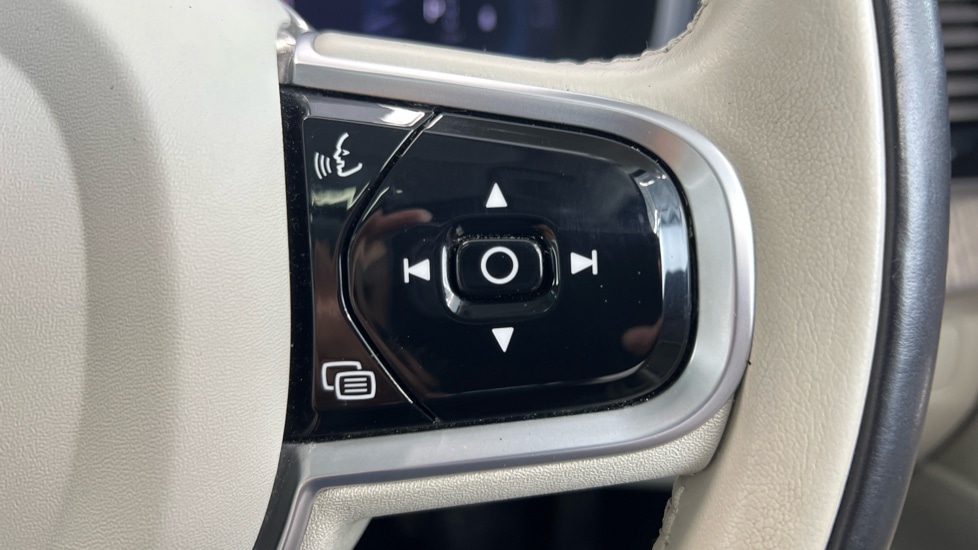 Used Volvo XC90 2022 for sale - 77013005: Photo 22