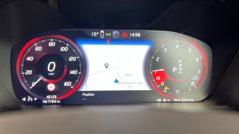 Used Volvo XC40 2022 for sale - 77280973: Photo 11