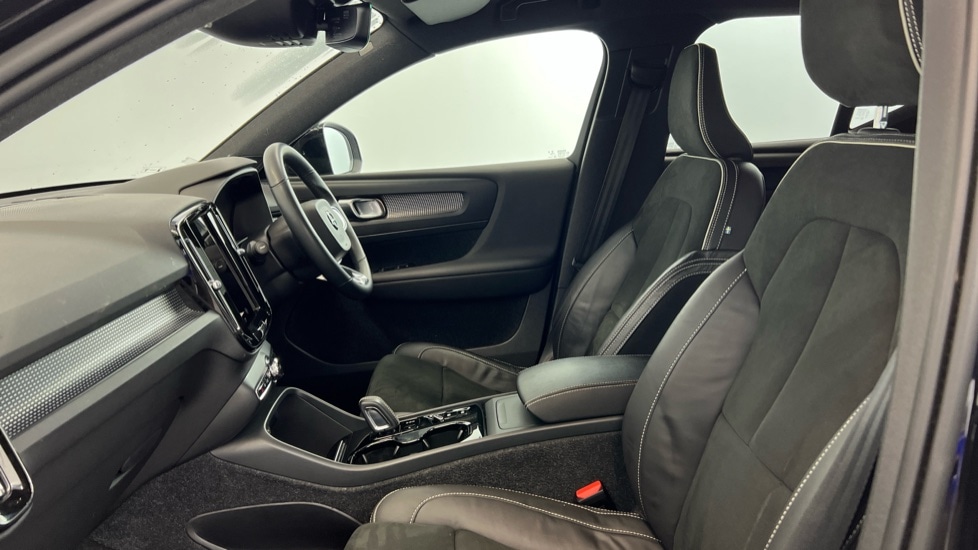 Used Volvo XC40 2022 for sale - 77280973: Photo 36